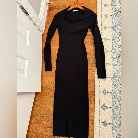 Good American Black Rib Knit Bodycon V-Neck Midi Dress - Picture 5 of 11